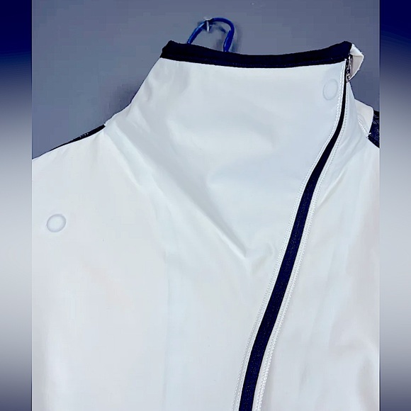 Lululemon Draft Dodger Jacket - Picture 8 of 11